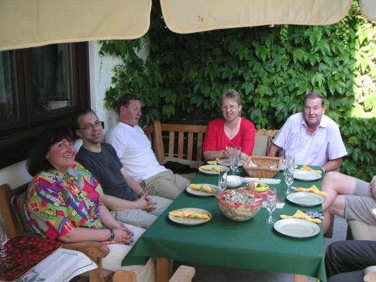 04 08 05 Ehemaligentreff (01)